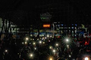 BIB: 060232, 1398
                            <button type="button" onclick="openModal(19032521)" class="btn btn-primary btn-sm float-right btn-popup" data-toggle="modal" data-target=".modal-high-quality">
                        <i class="fas fa-shopping-cart"></i> Add to Cart
                    </button>
                                            <button type="button" onclick="isThisMe(19032521, true)" class="btn btn-success btn-sm float-right btn-popup btn-isme hidden" data-toggle="tooltip" data-placement="bottom" title="นี่คือรูปของคุณใช่ไหม คลิกที่นี่เพื่อเอาเข้าอัลบั้ม">
                        <i class="fas fa-plus"></i> Add to album
                    </button>
                    <button type="button" onclick="isThisMe(19032521, false)" class="btn btn-warning btn-sm float-right btn-popup btn-isnotme hidden">
                        <i class="fas fa-ban"></i> Remove from album
                    </button>